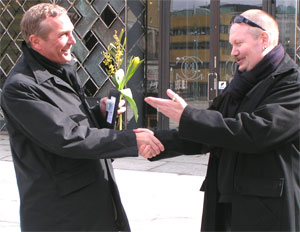 Claes Elfsberg, SVT-representative accepted the award.